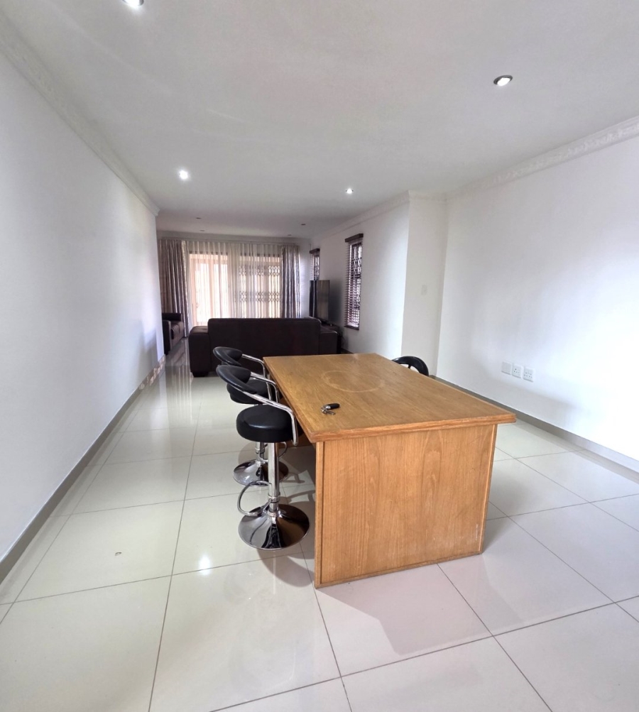 3 Bedroom Property for Sale in Halfway House Gauteng