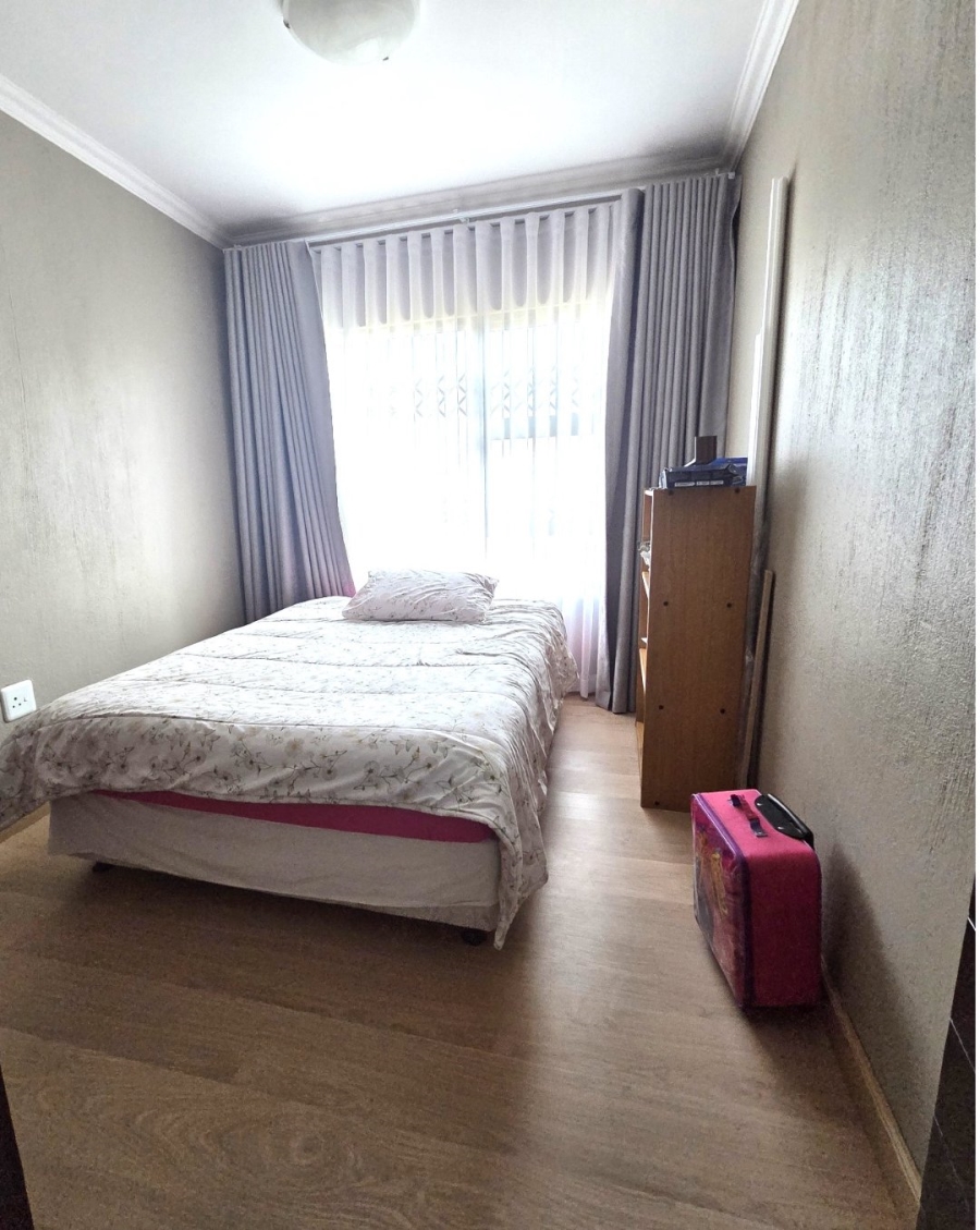 3 Bedroom Property for Sale in Halfway House Gauteng