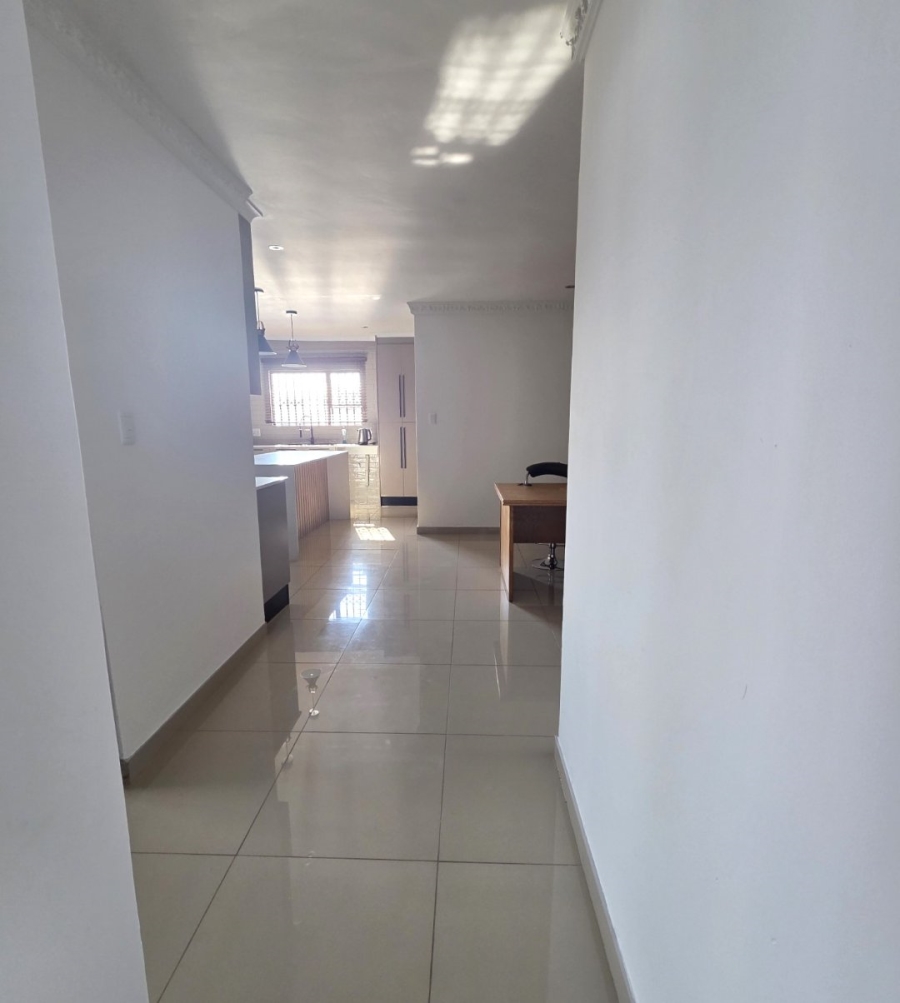 3 Bedroom Property for Sale in Halfway House Gauteng
