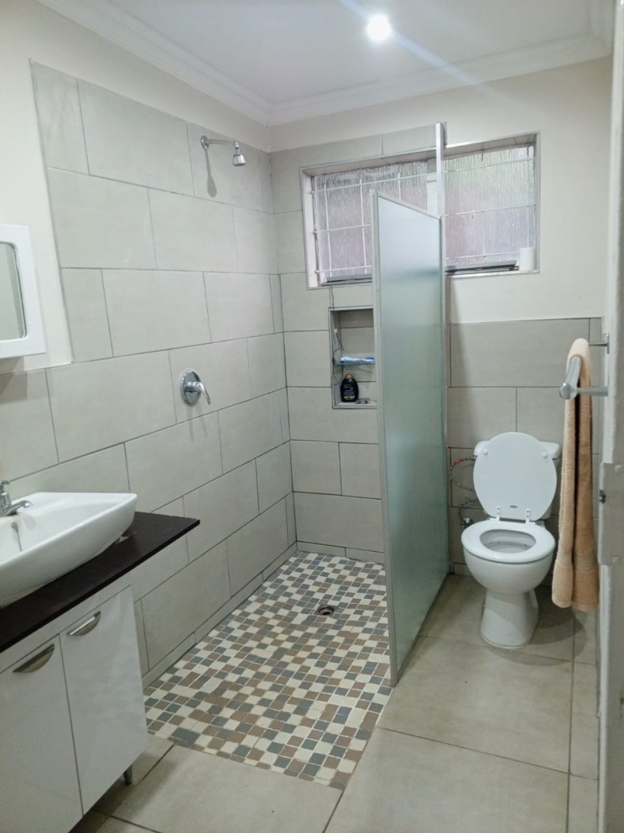 5 Bedroom Property for Sale in Westdene Gauteng