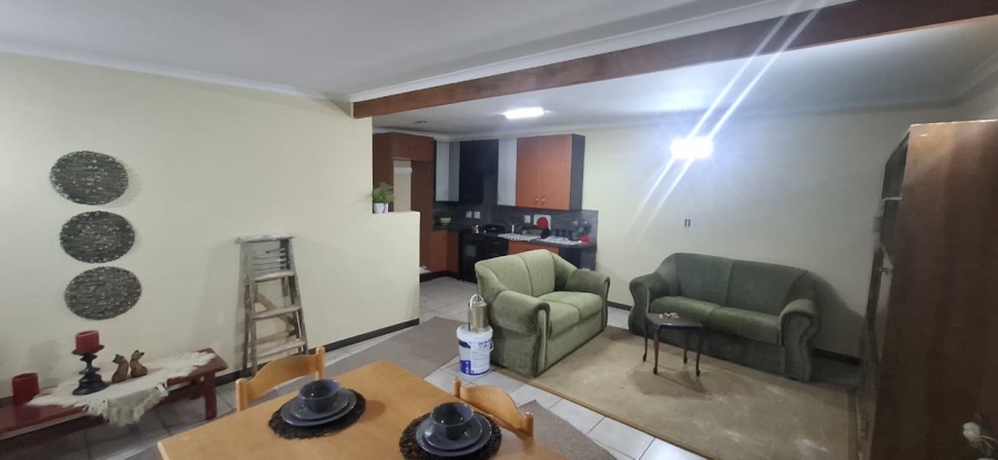 5 Bedroom Property for Sale in Westdene Gauteng