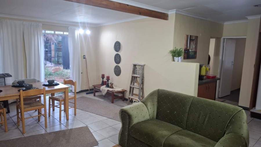 5 Bedroom Property for Sale in Westdene Gauteng