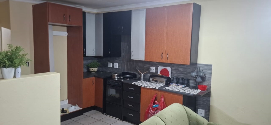 5 Bedroom Property for Sale in Westdene Gauteng