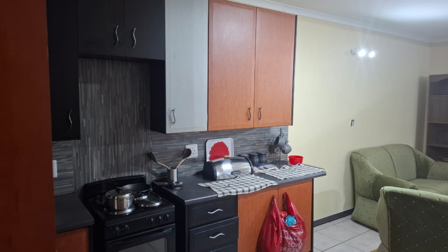 5 Bedroom Property for Sale in Westdene Gauteng