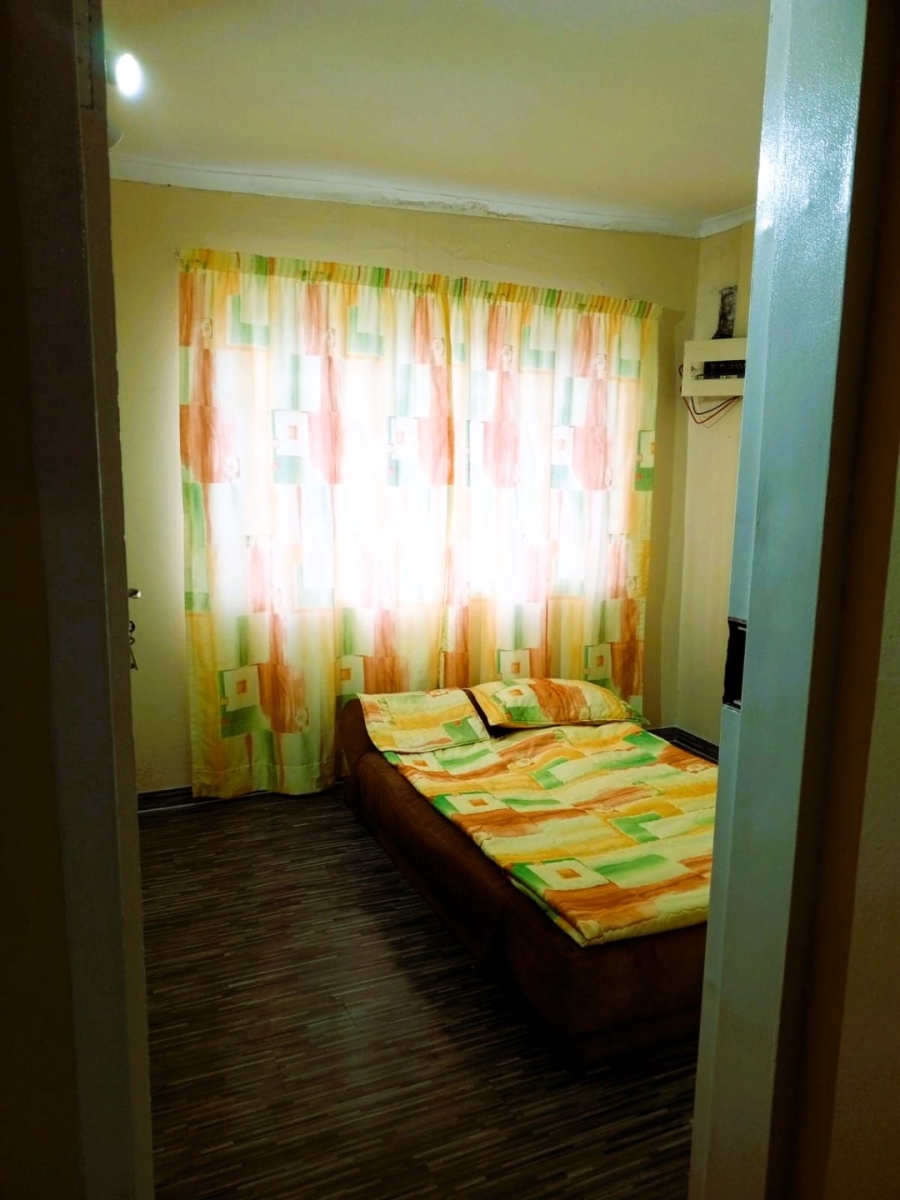 5 Bedroom Property for Sale in Westdene Gauteng