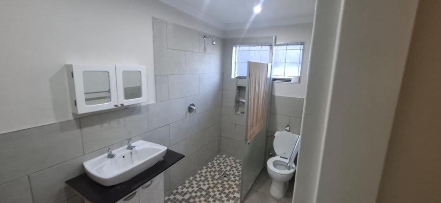 5 Bedroom Property for Sale in Westdene Gauteng