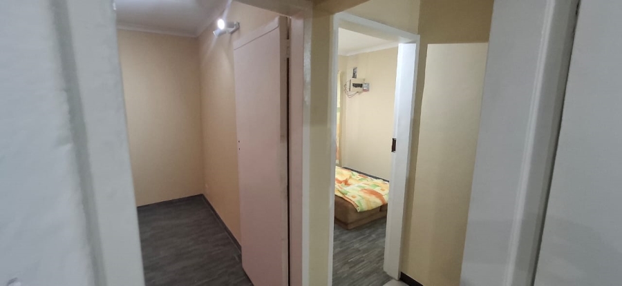 5 Bedroom Property for Sale in Westdene Gauteng