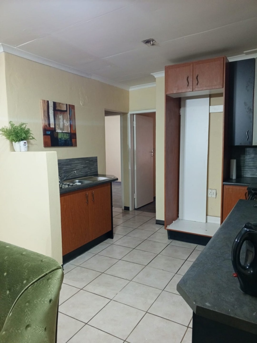 5 Bedroom Property for Sale in Westdene Gauteng