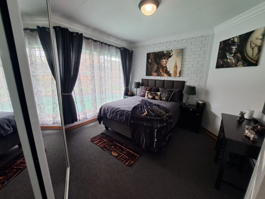 3 Bedroom Property for Sale in Ferryvale Gauteng