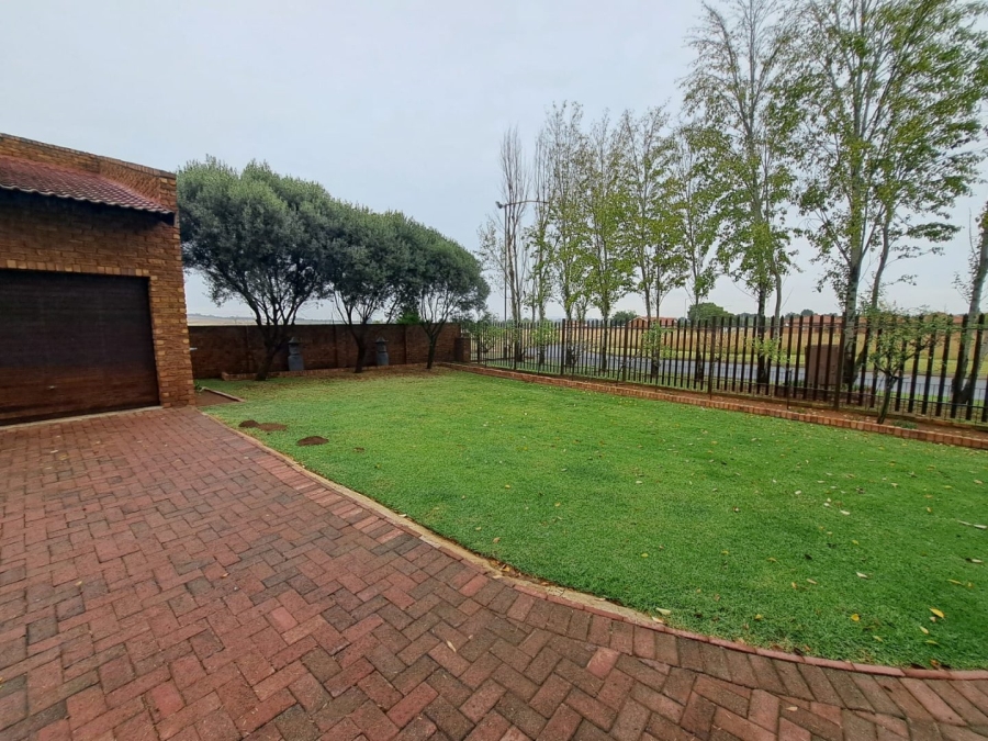 3 Bedroom Property for Sale in Ferryvale Gauteng