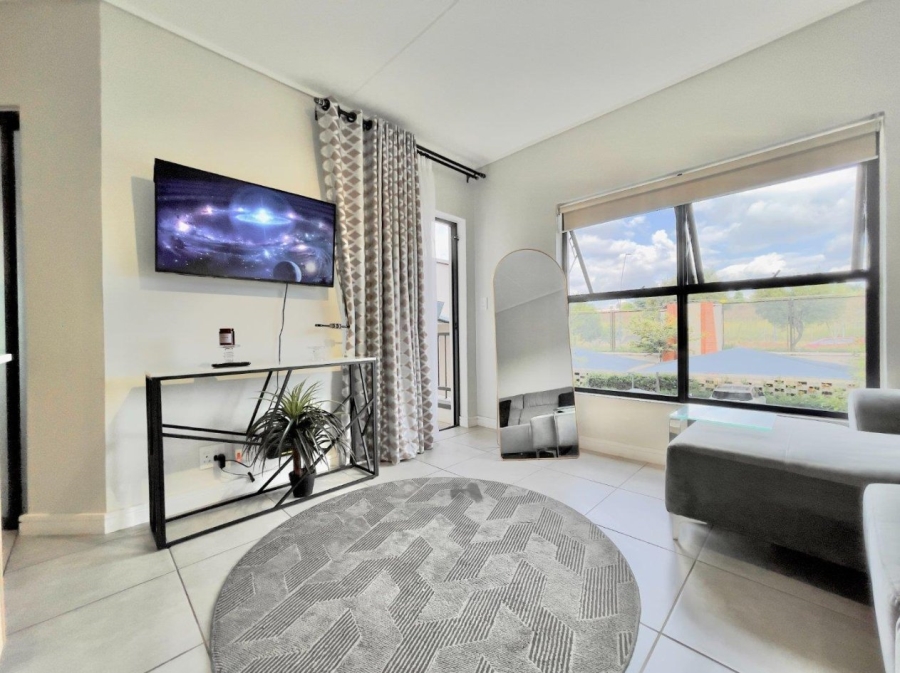 To Let 1 Bedroom Property for Rent in Waterfall Gauteng