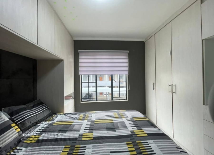 2 Bedroom Property for Sale in Noordwyk Gauteng