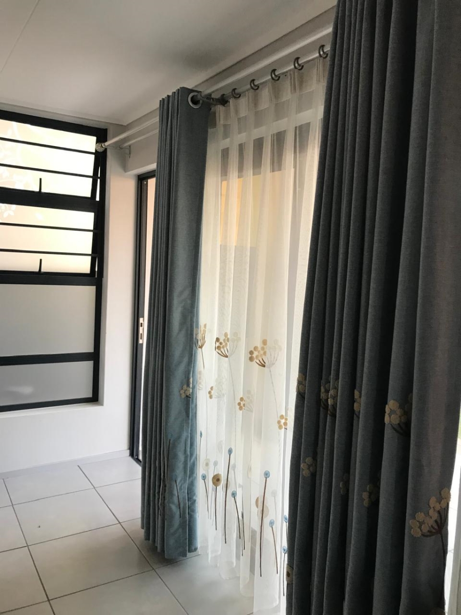 3 Bedroom Property for Sale in Rooihuiskraal North Gauteng