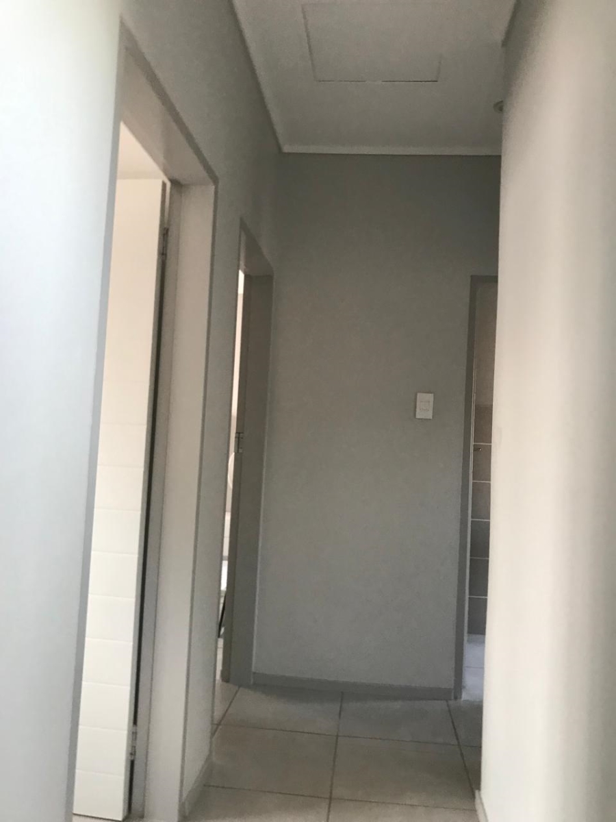 3 Bedroom Property for Sale in Rooihuiskraal North Gauteng