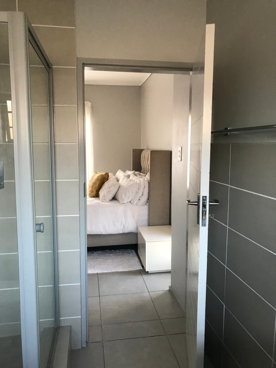 3 Bedroom Property for Sale in Rooihuiskraal North Gauteng