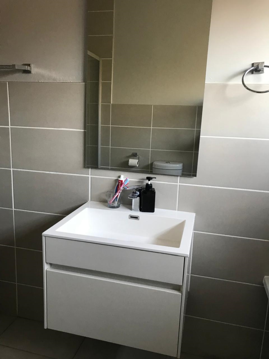 3 Bedroom Property for Sale in Rooihuiskraal North Gauteng