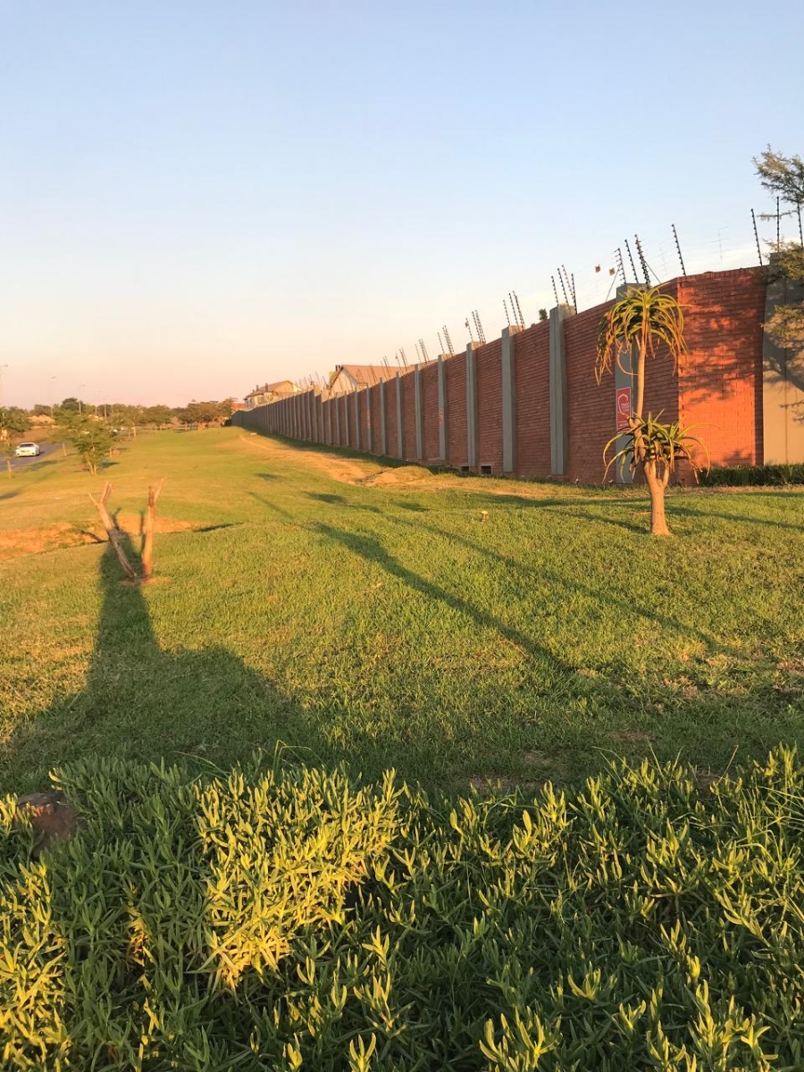 3 Bedroom Property for Sale in Rooihuiskraal North Gauteng