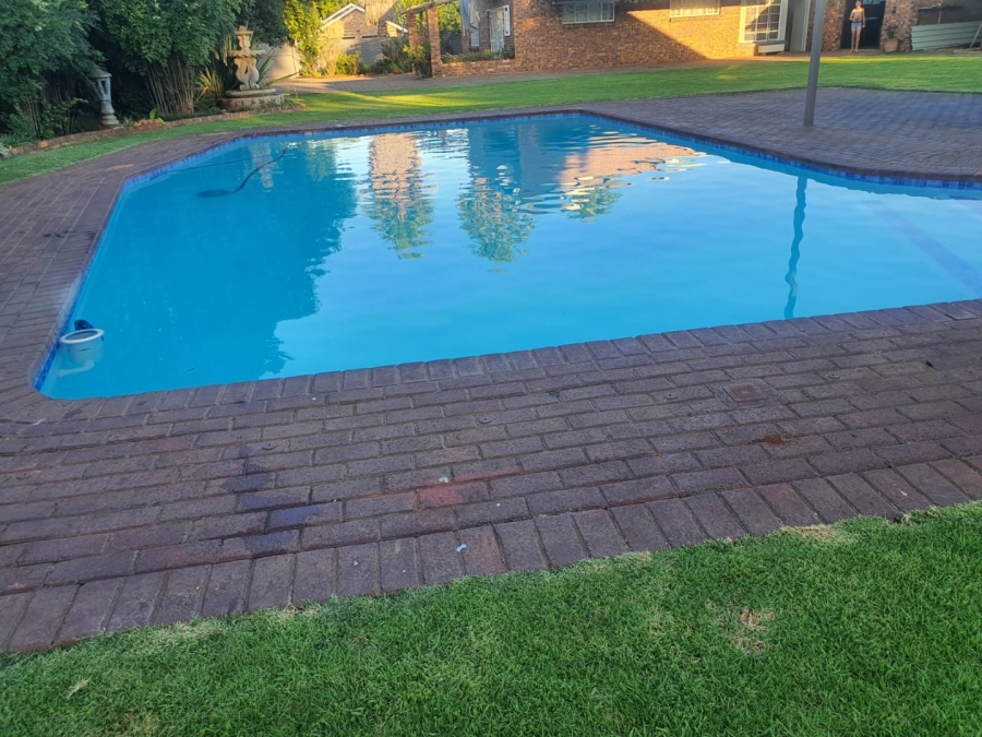 6 Bedroom Property for Sale in Meyerton Central Gauteng