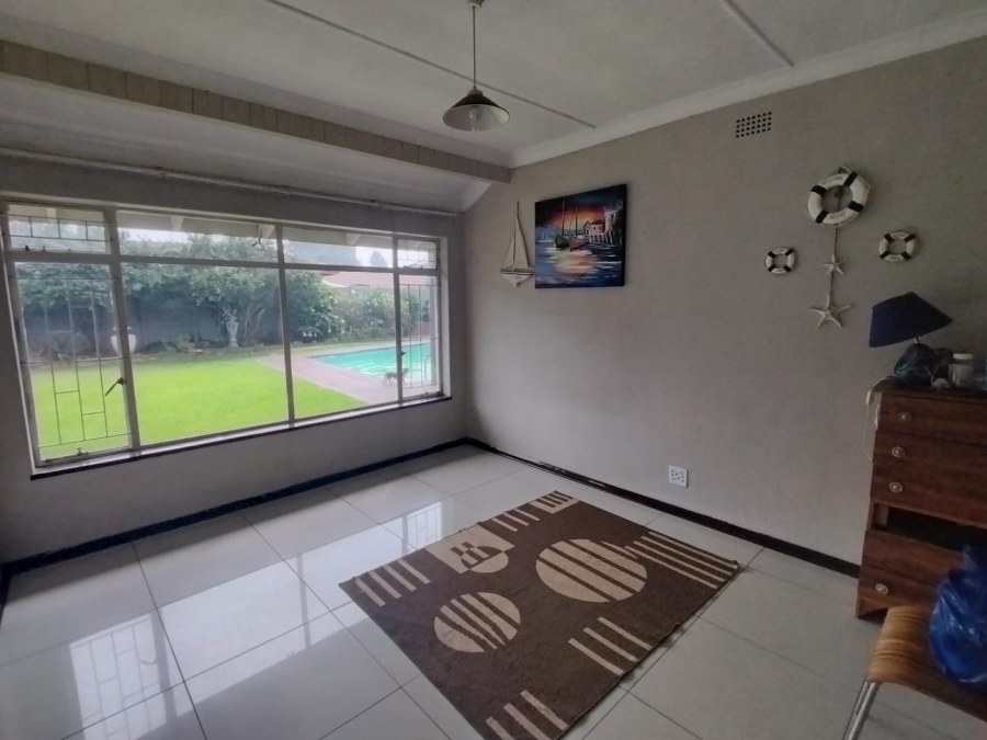 6 Bedroom Property for Sale in Meyerton Central Gauteng