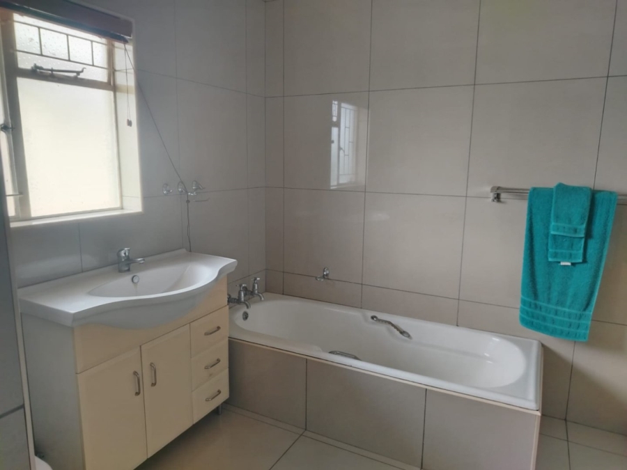 6 Bedroom Property for Sale in Meyerton Central Gauteng