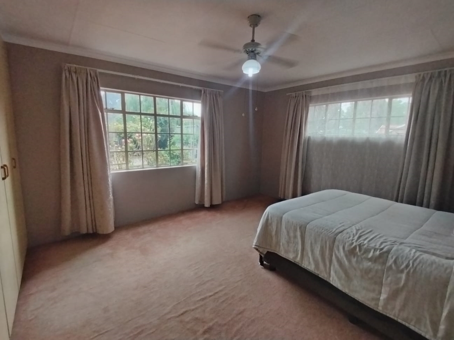 6 Bedroom Property for Sale in Meyerton Central Gauteng