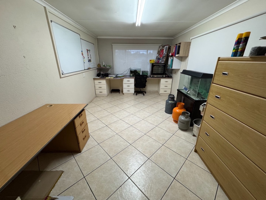 5 Bedroom Property for Sale in Kempton Park Ext 4 Gauteng