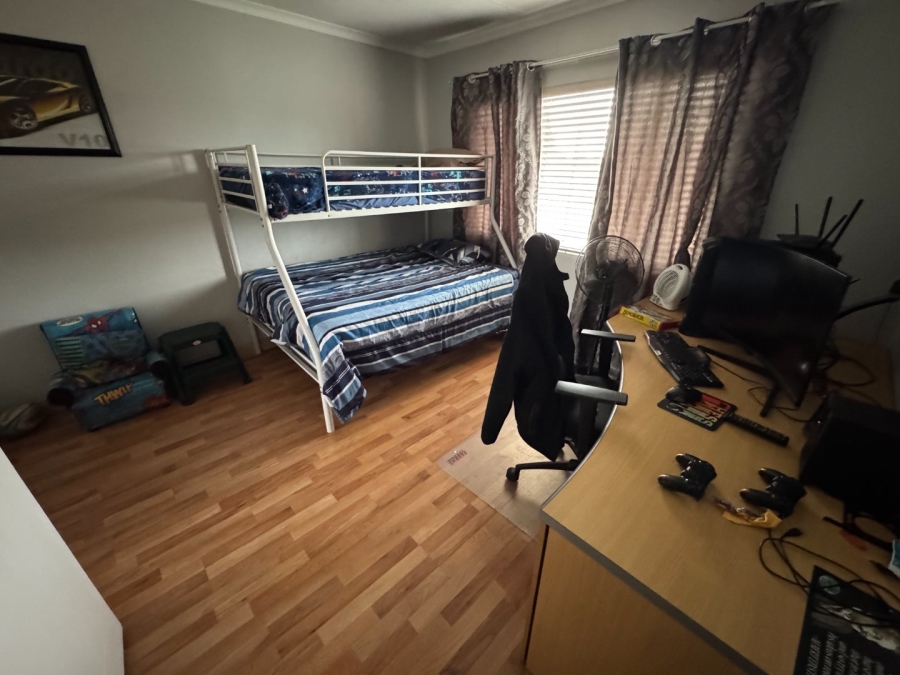 5 Bedroom Property for Sale in Kempton Park Ext 4 Gauteng