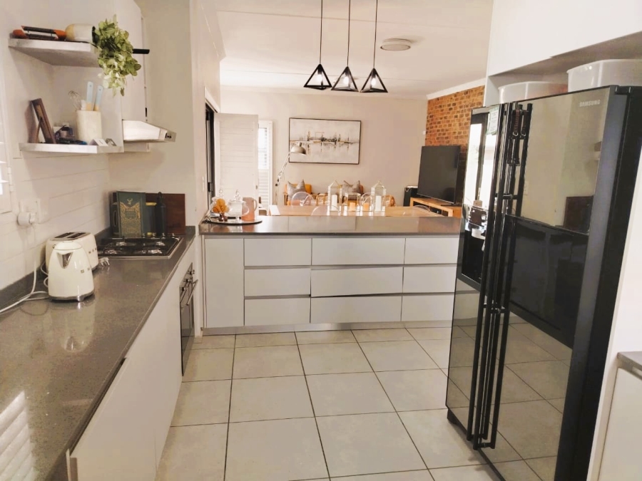 4 Bedroom Property for Sale in Diswilmar A H Gauteng