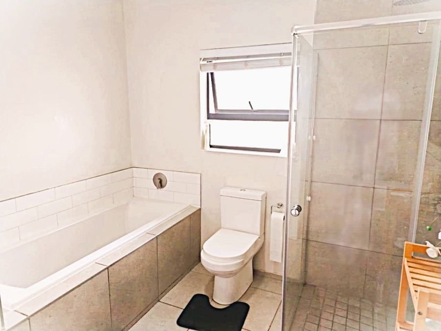 4 Bedroom Property for Sale in Diswilmar A H Gauteng