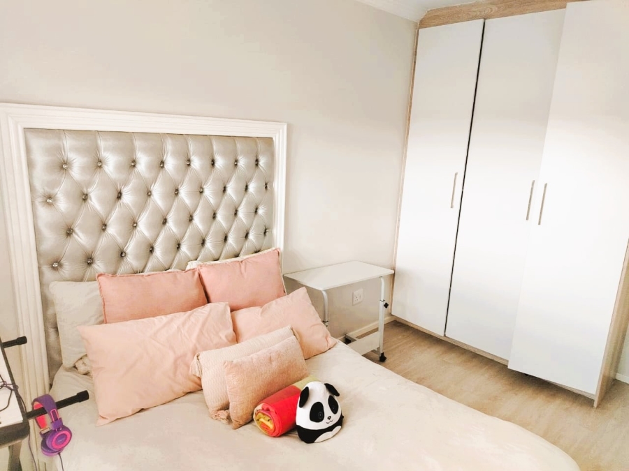 4 Bedroom Property for Sale in Diswilmar A H Gauteng