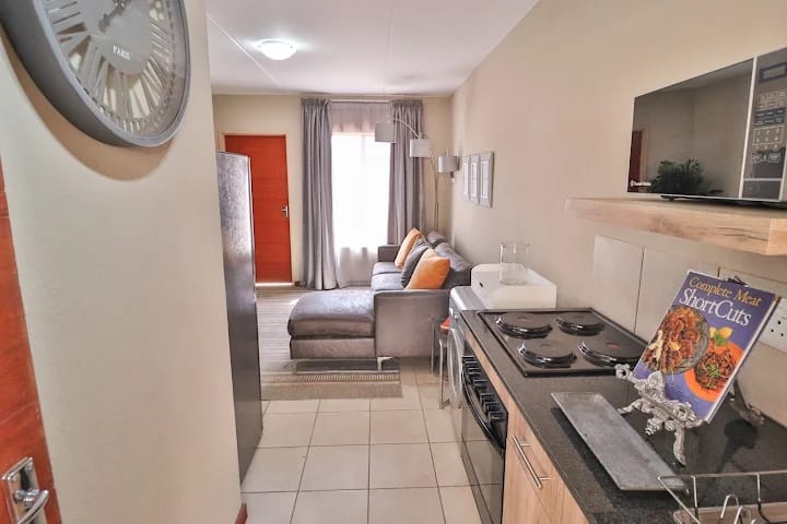 2 Bedroom Property for Sale in Lotus Gardens Gauteng