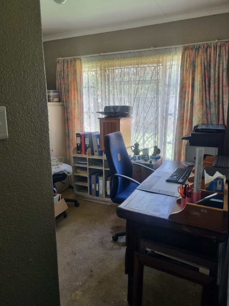 3 Bedroom Property for Sale in Crystal Park Gauteng