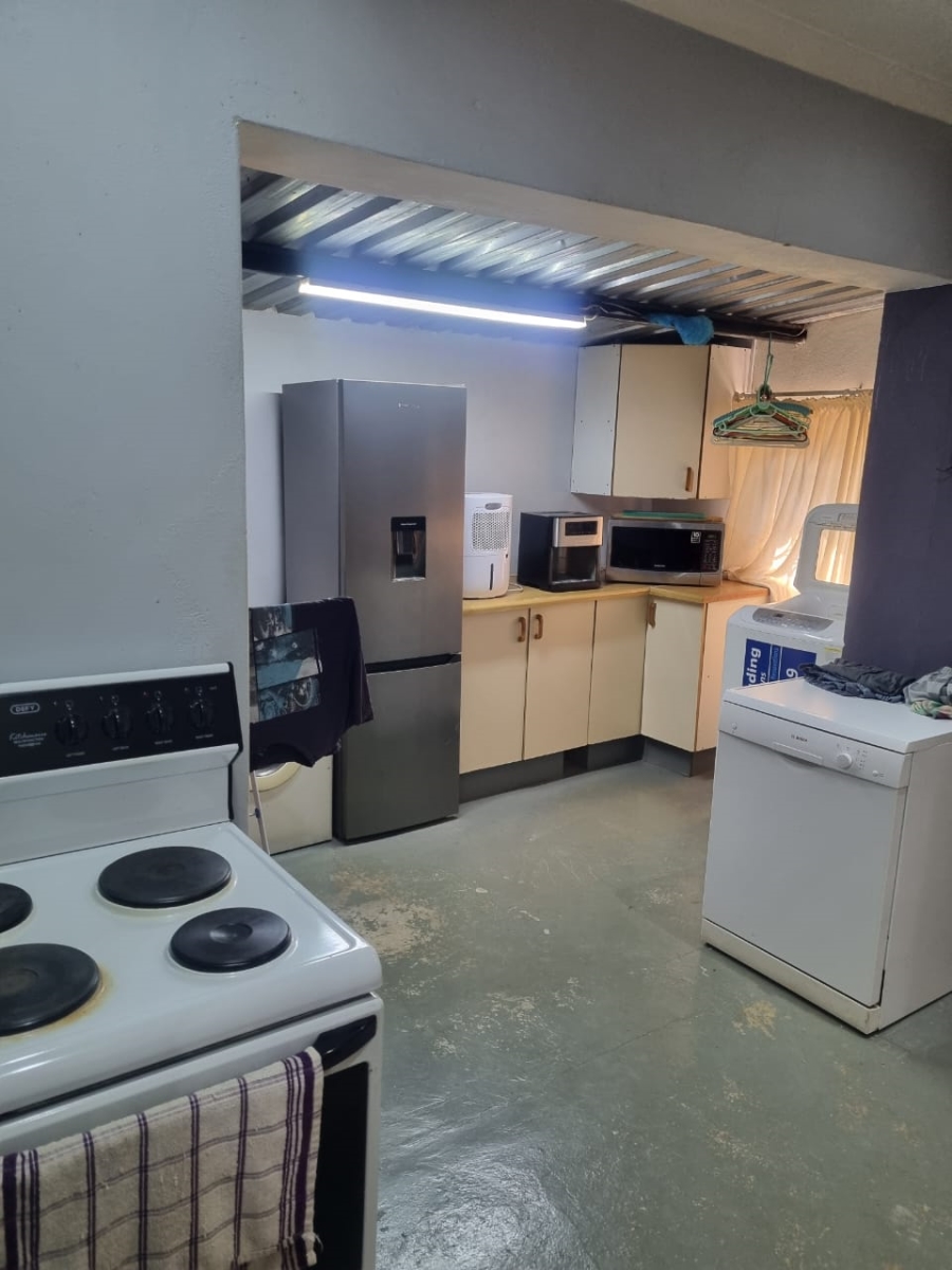 3 Bedroom Property for Sale in Crystal Park Gauteng
