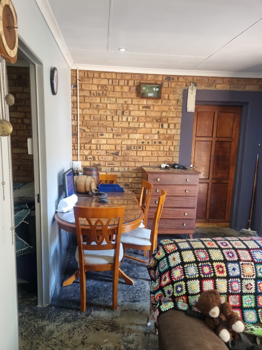3 Bedroom Property for Sale in Crystal Park Gauteng
