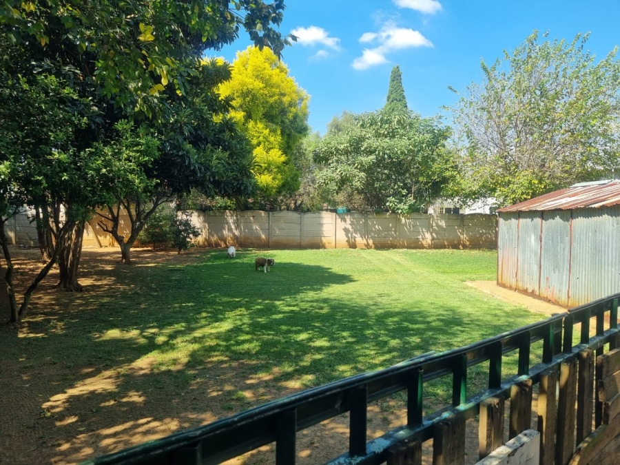 3 Bedroom Property for Sale in Crystal Park Gauteng