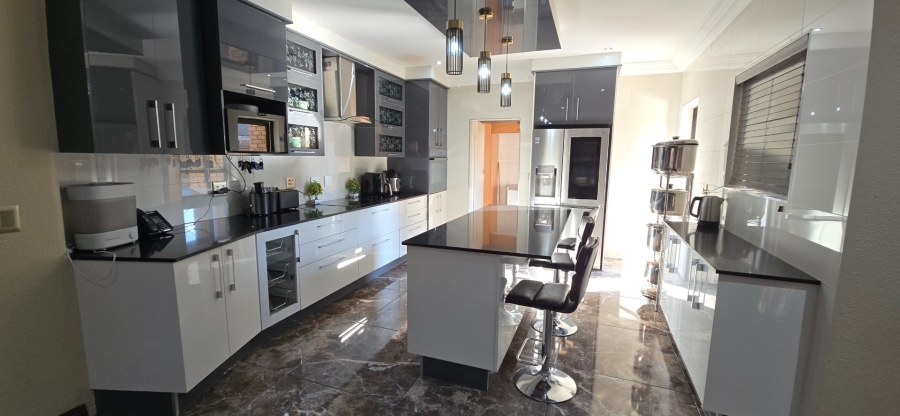 3 Bedroom Property for Sale in New Market Park Gauteng