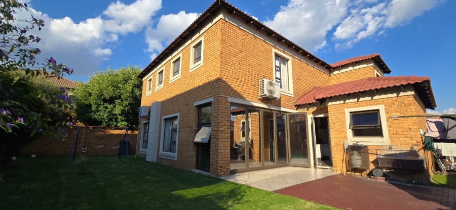 3 Bedroom Property for Sale in New Market Park Gauteng