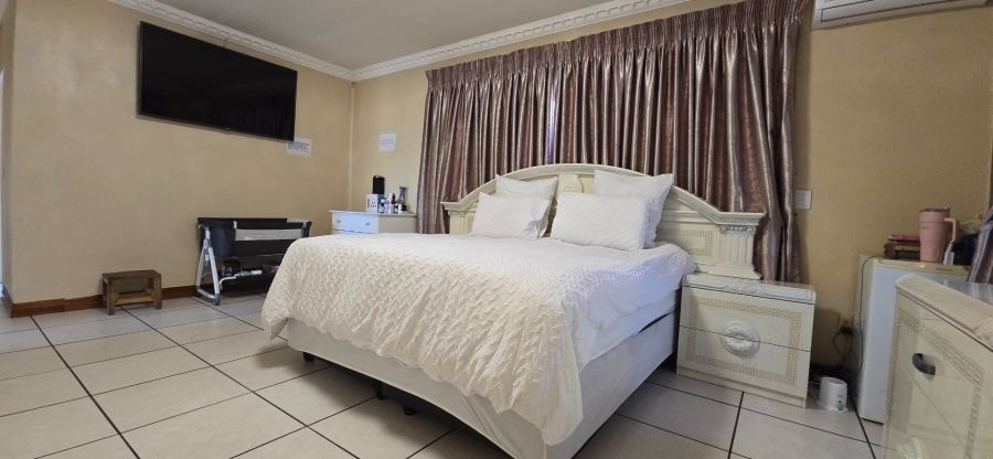3 Bedroom Property for Sale in New Market Park Gauteng