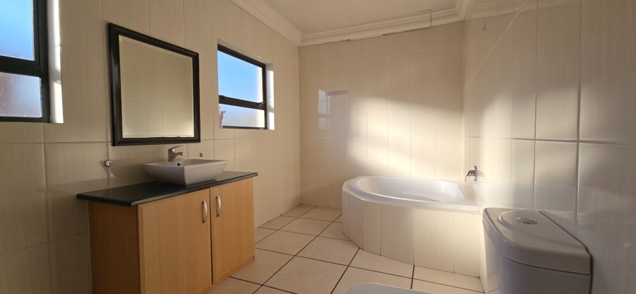 3 Bedroom Property for Sale in New Market Park Gauteng