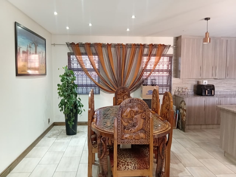3 Bedroom Property for Sale in Comet Gauteng