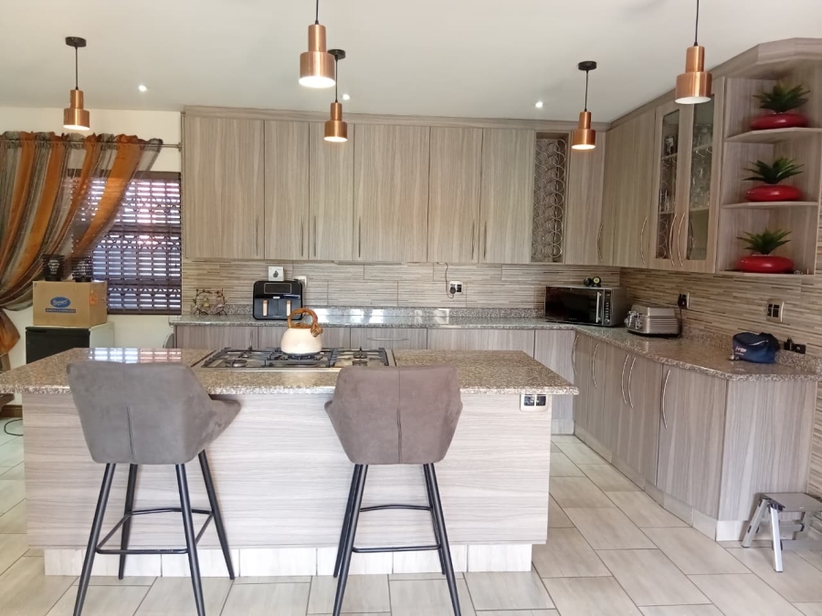 3 Bedroom Property for Sale in Comet Gauteng