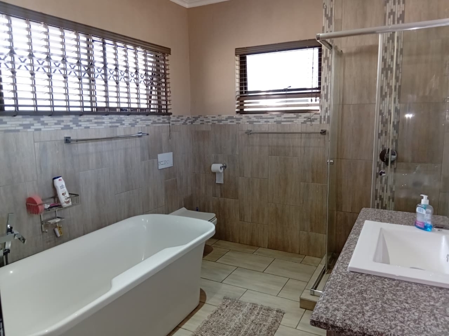 3 Bedroom Property for Sale in Comet Gauteng