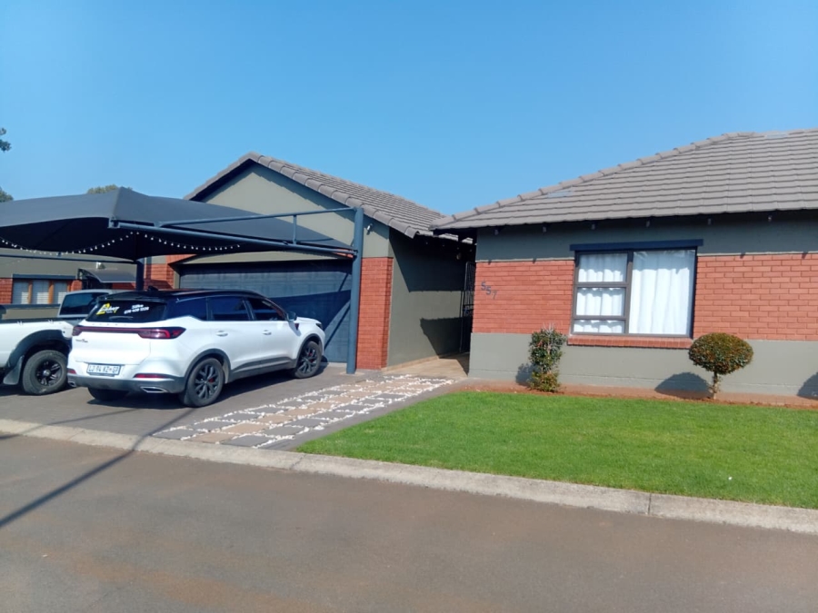 4 Bedroom Property for Sale in Comet Gauteng