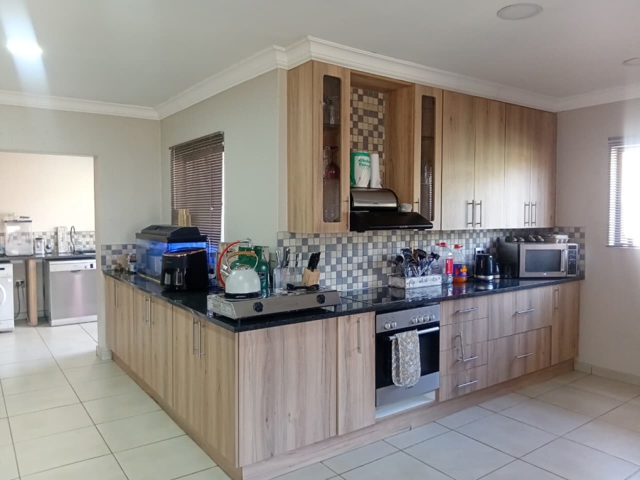 4 Bedroom Property for Sale in Comet Gauteng