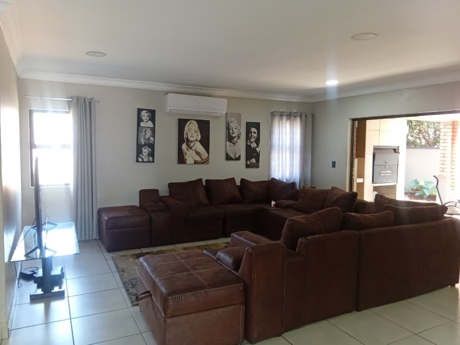 4 Bedroom Property for Sale in Comet Gauteng