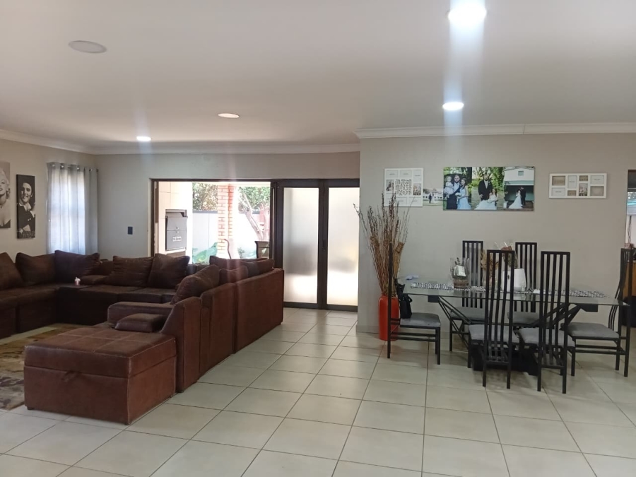 4 Bedroom Property for Sale in Comet Gauteng