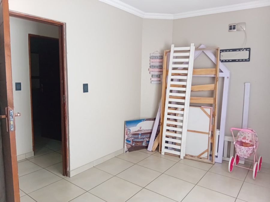 4 Bedroom Property for Sale in Comet Gauteng