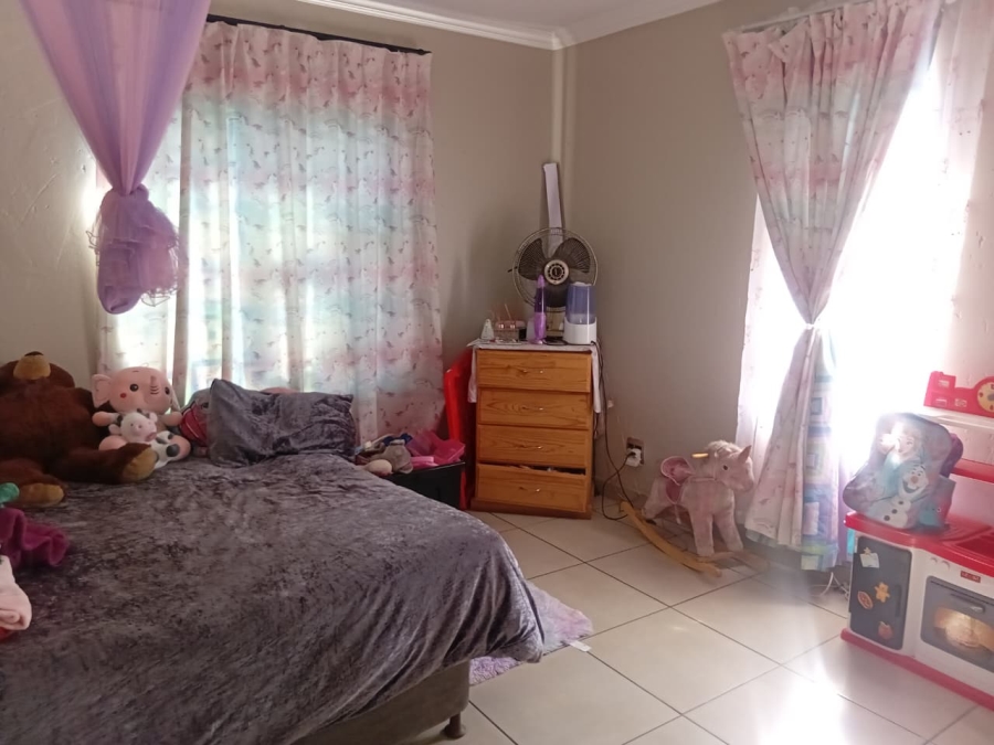 4 Bedroom Property for Sale in Comet Gauteng
