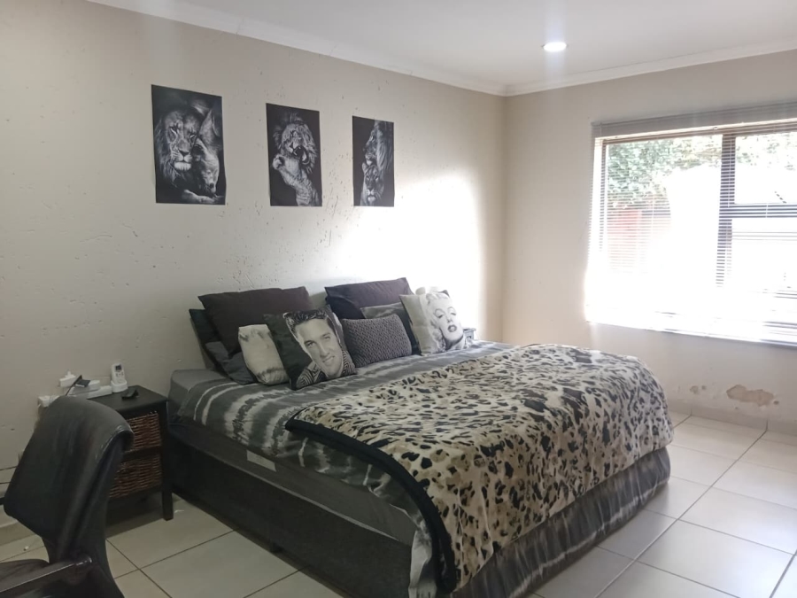 4 Bedroom Property for Sale in Comet Gauteng