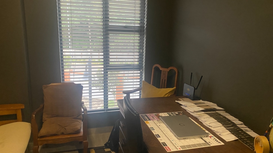 3 Bedroom Property for Sale in Equestria Gauteng